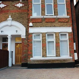 Blythe Park House Homestay