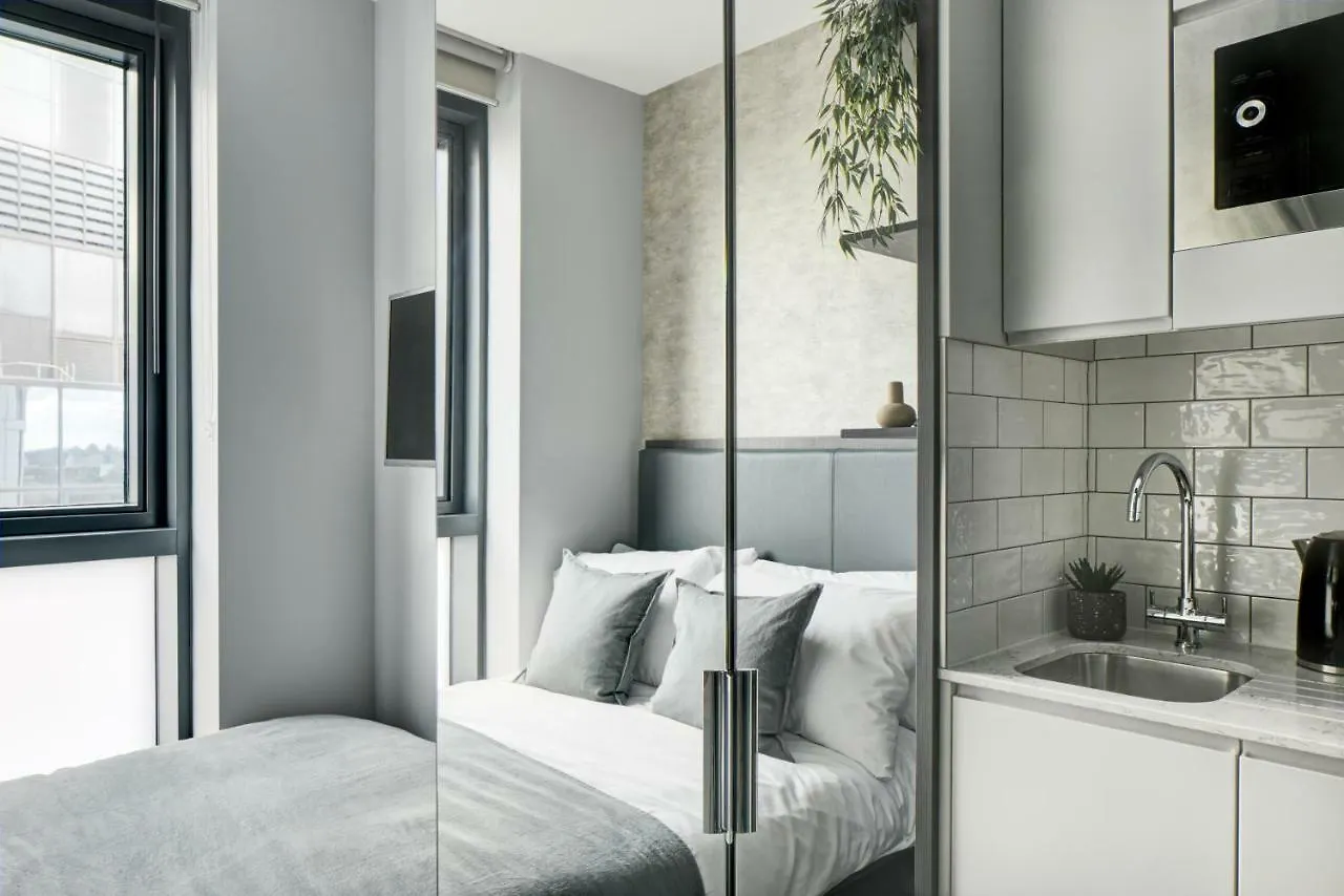 Ark Canary Wharf London 4*,