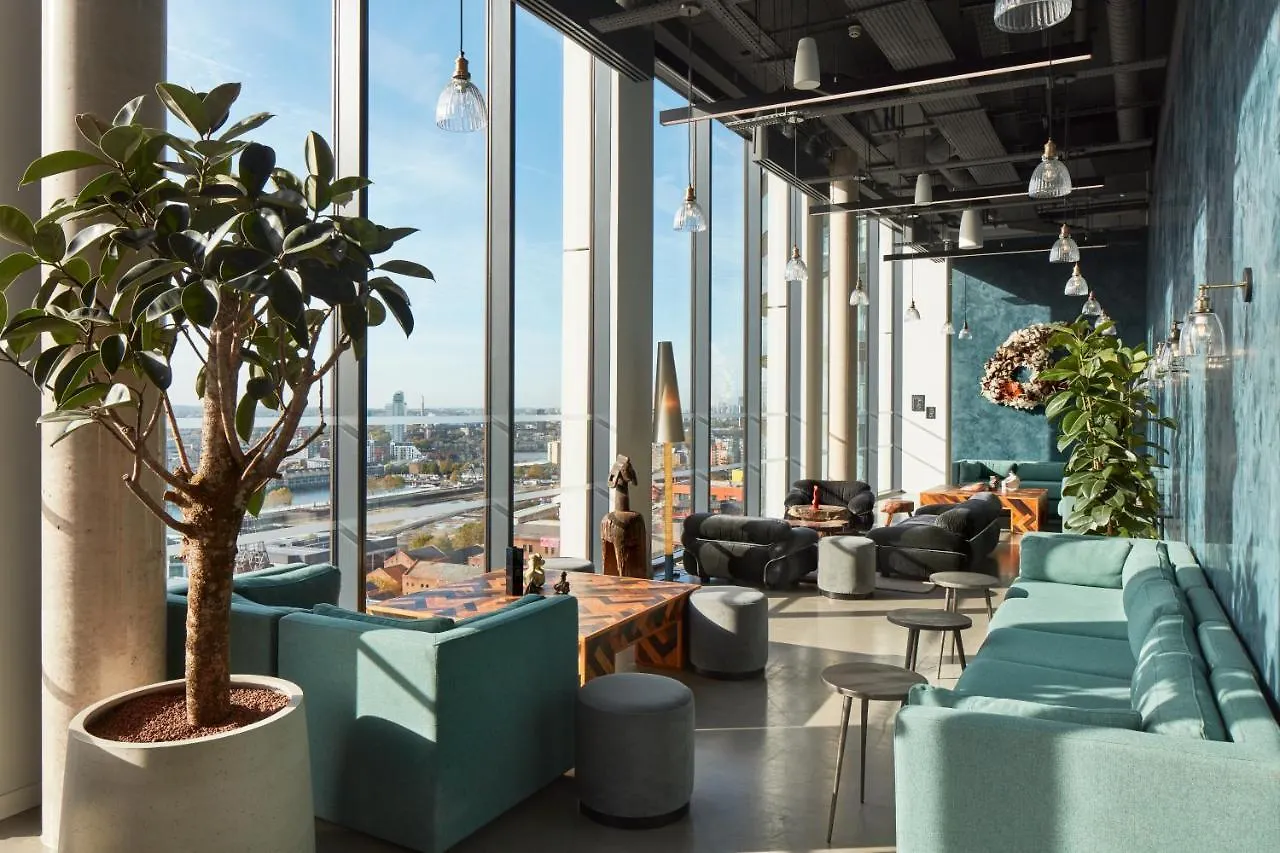 **** Aparthotel Ark Canary Wharf London United Kingdom